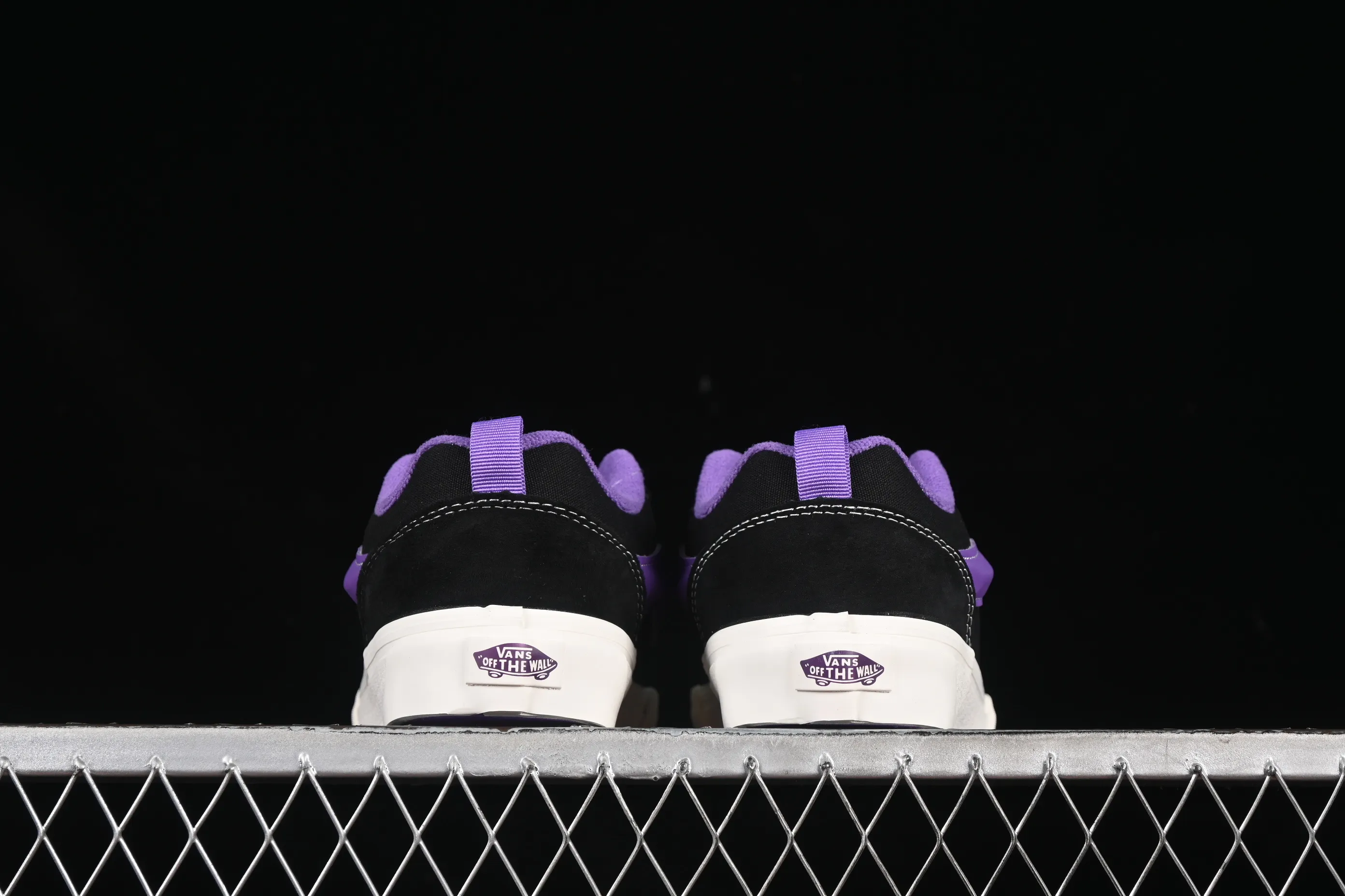 All categories Vans Vans series Vans Low Vans low-top Vans Knu Skool Vans low-top retro casual fat bread shoes VN0009QCBLK
